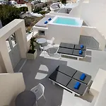 Elysian Santorini Hotel 3*