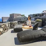 Elysian Santorini 3* Oia (Santorini)