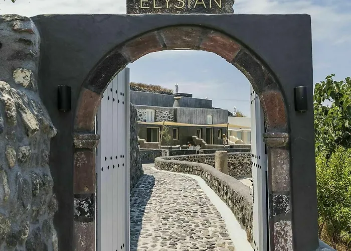 Elysian Santorini Oia (Santorini)