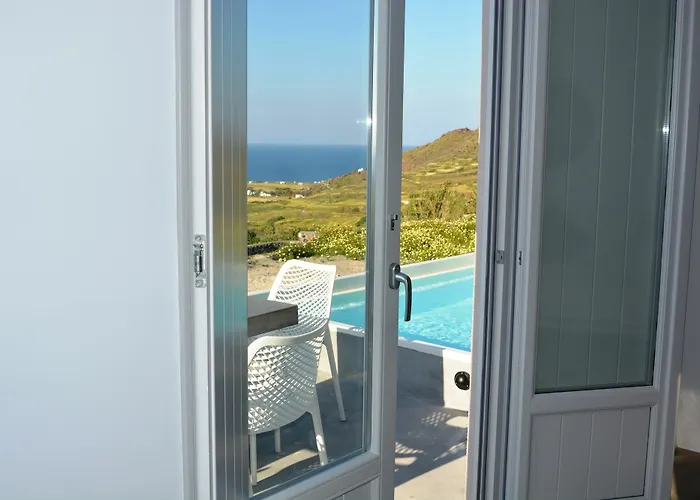 Elysian Santorini Oia (Santorini)