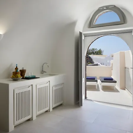 Elysian Santorini