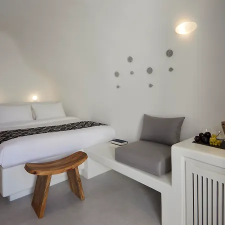 Elysian Santorini Oia (Santorini)