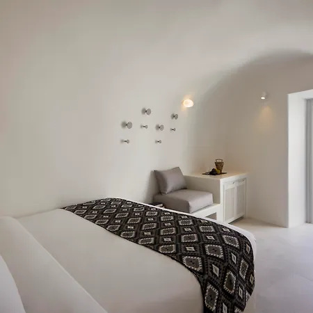 Elysian Santorini