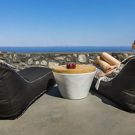 Elysian Santorini فندق 3*