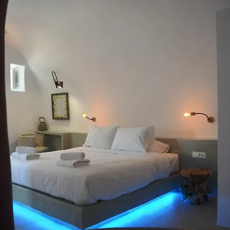 فندق Elysian Santorini أويا