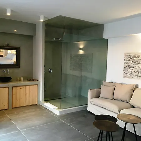 Elysian Santorini Oia