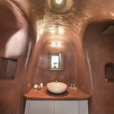 Elysian Santorini