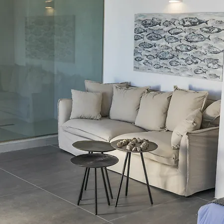 Elysian Santorini فندق أويا