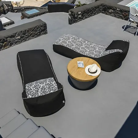 Hotel Elysian Santorini 3*