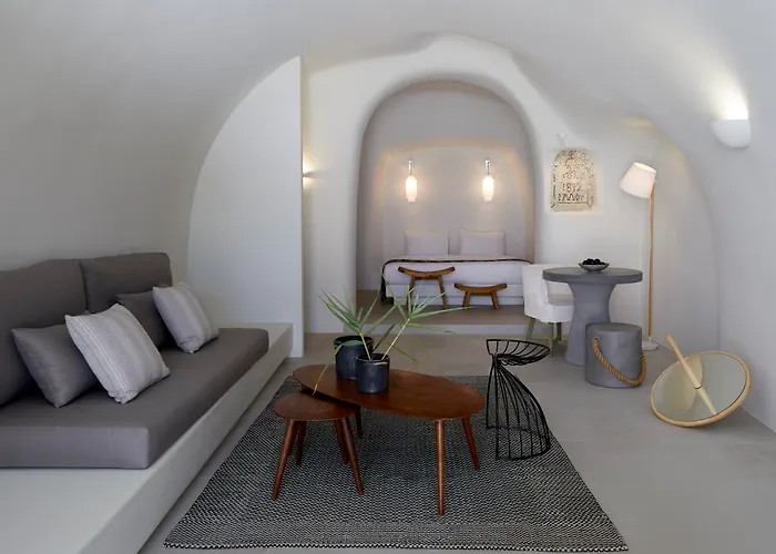 Elysian Santorini 3* 이아