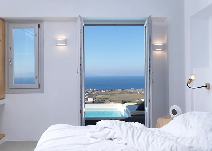 Elysian Santorini 3* Oia