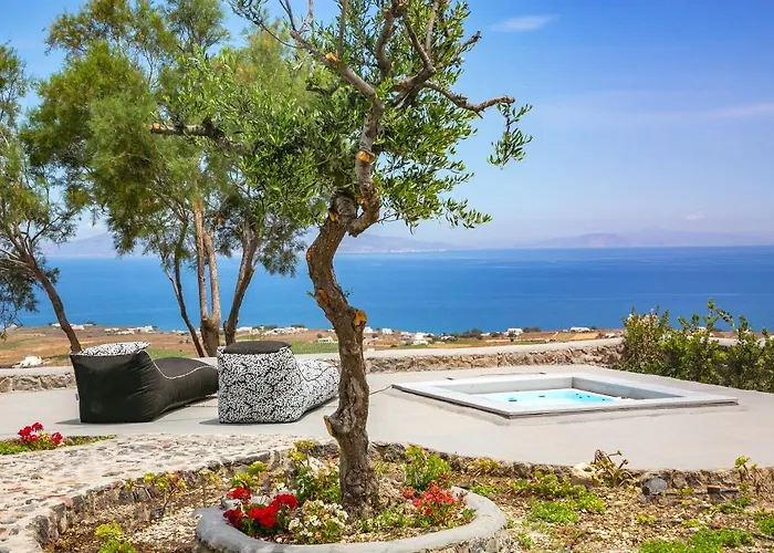 Elysian Santorini Hotel