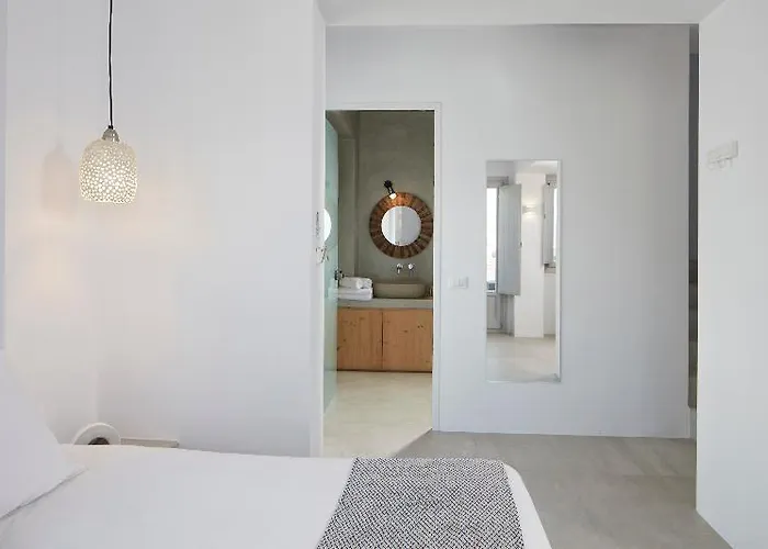 Hotel Elysian Santorini 3*