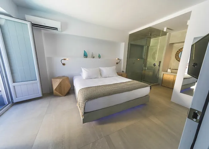 Elysian Santorini 이아