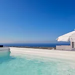 Elysian Santorini Hotel Oia